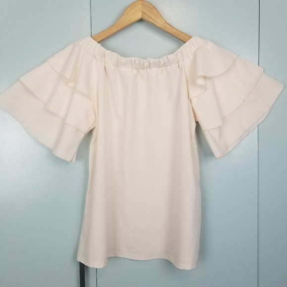 Blush 3 layer bell sleeves top size M *G1 - Picture 3 of 3